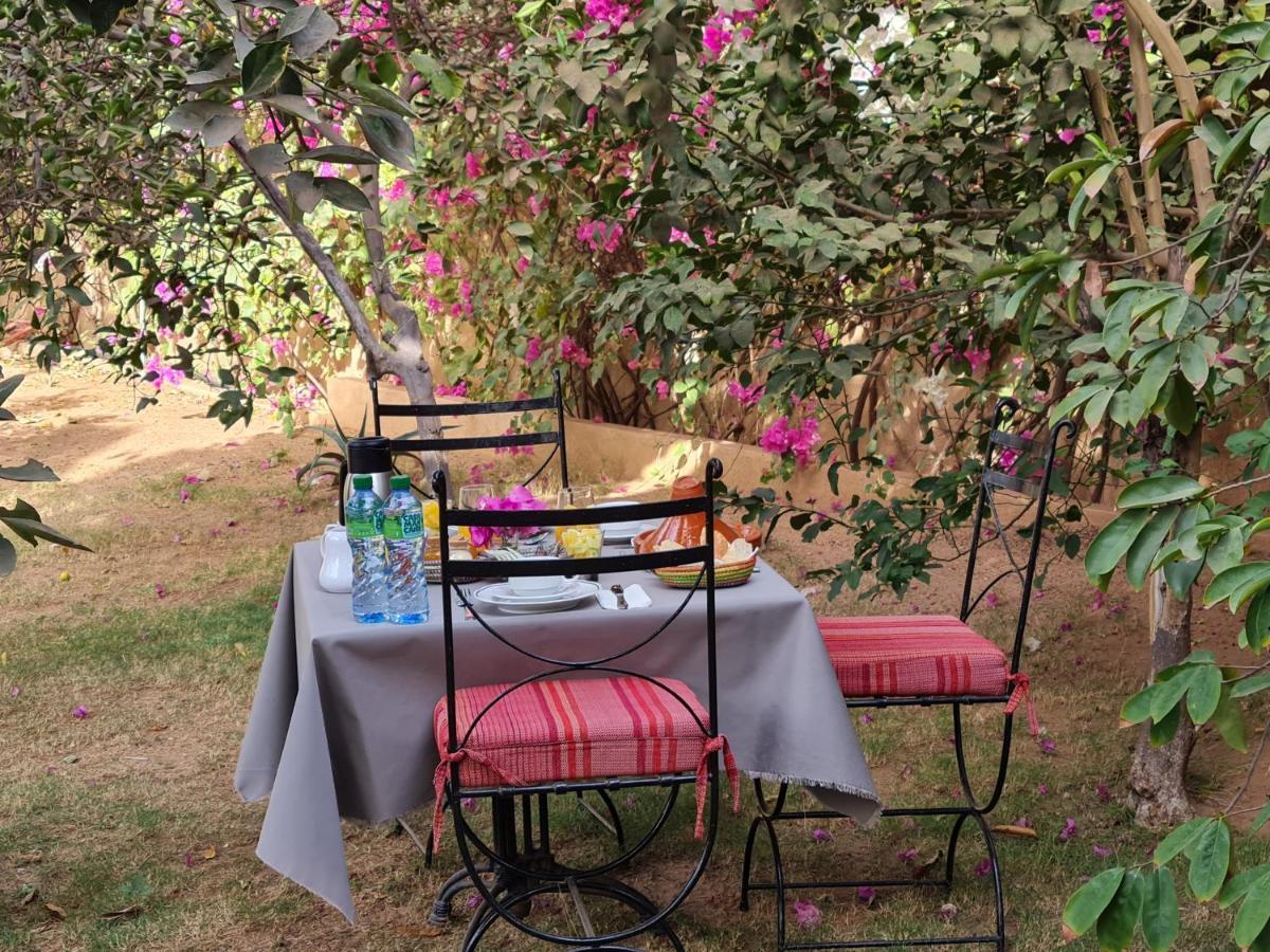 Le Souimanga Bleu Saly B&B 외부 사진