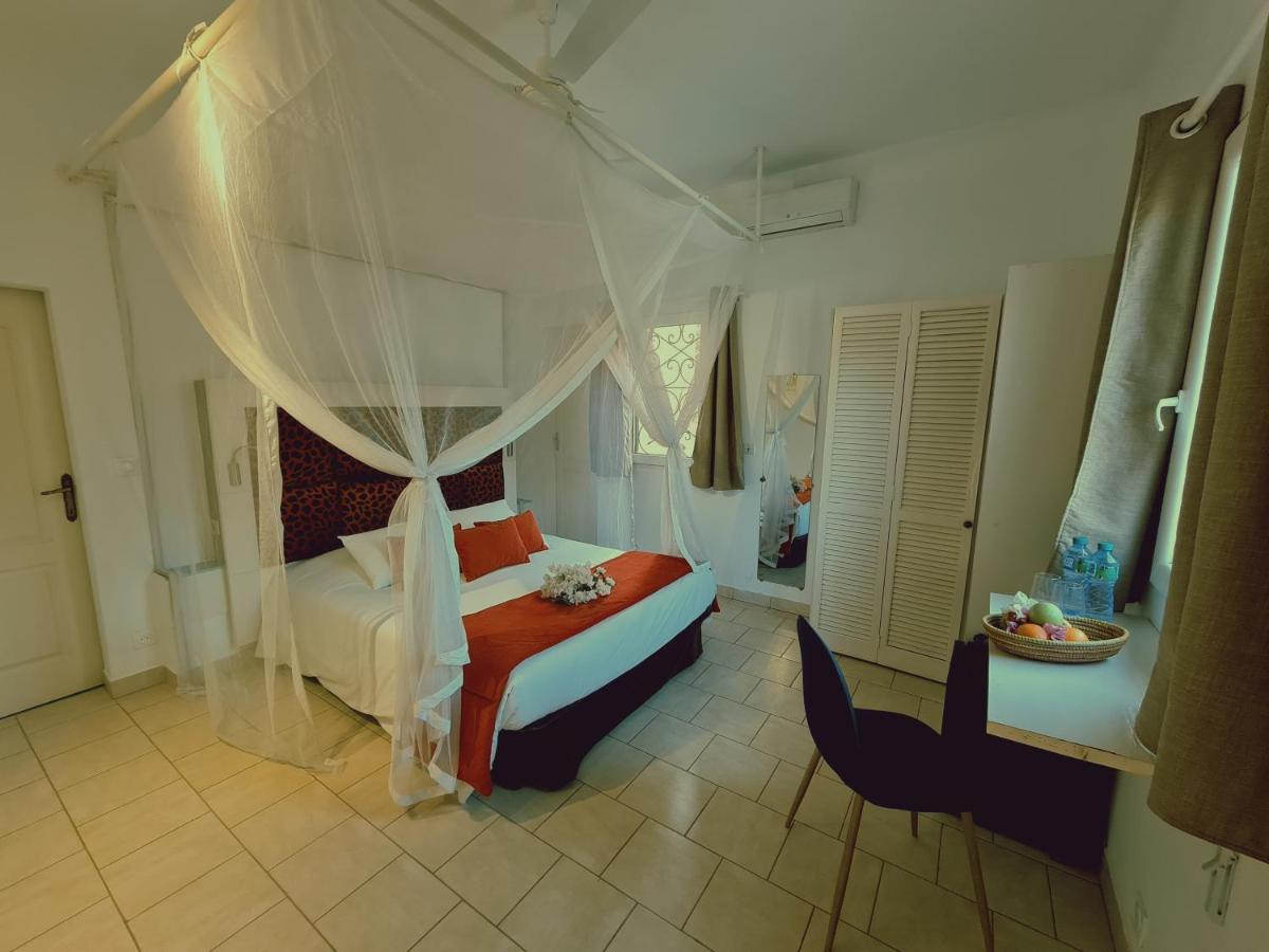Le Souimanga Bleu Saly B&B 외부 사진