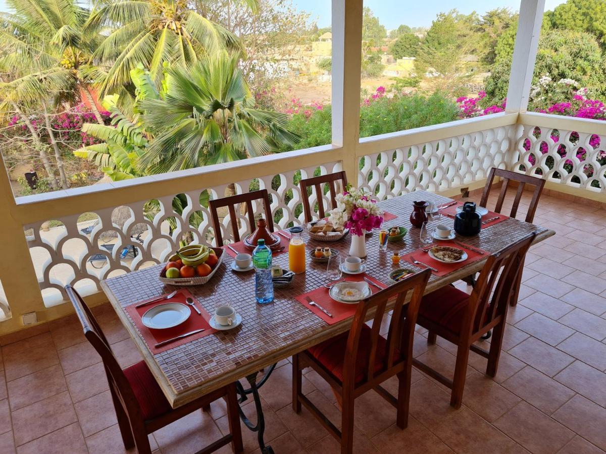 Le Souimanga Bleu Saly B&B 외부 사진
